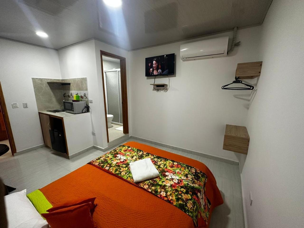 Flowers Garden Inn San Andrés Екстериор снимка